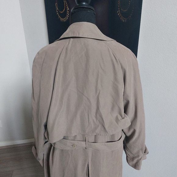 NEW YORK HARBOR From ANDREA Vintage Trench Coat Size 8P. - Picture 14 of 15